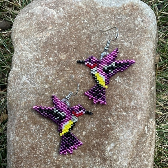 Pink Hummingbird Beaded Earrings, New, Handmade by Me - Picture 4 of 8